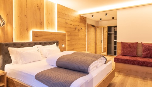 Walzl Suite