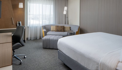 Room, 1 King Bed with Sofa bed, Non Smoking