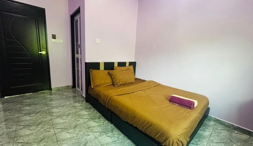 Suite, 3 Bedrooms