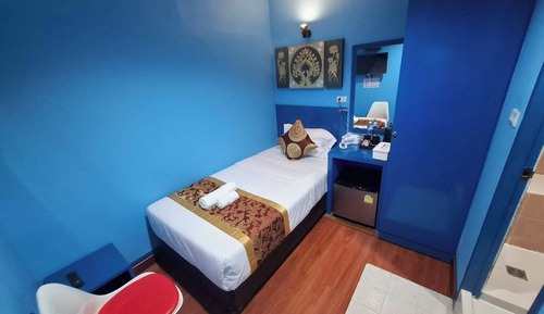 Standard Single Room