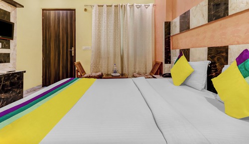 Economy Double Room, 1 King Bed, Non Smoking, Air conditioning