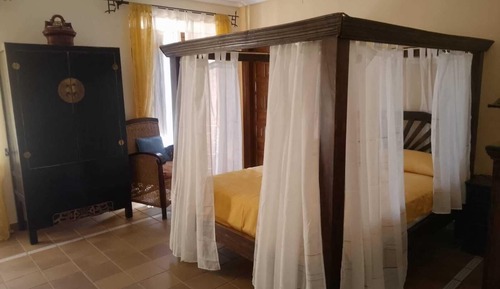Exclusive Room