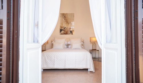 Deluxe Quadruple Room, City View