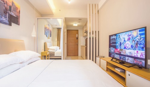 Superior Studio, 1 Queen Bed, Kitchen, City View