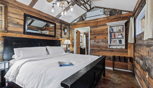 Deluxe Room, Patio
