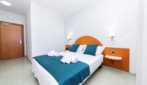 Standard Room, Balcony, Partial Sea View