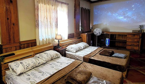 Shared Dormitory, 1 Bedroom, Balcony, Mountain View