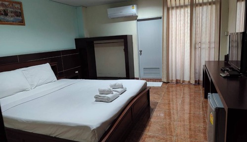 Deluxe Double Room, Balcony, Garden View