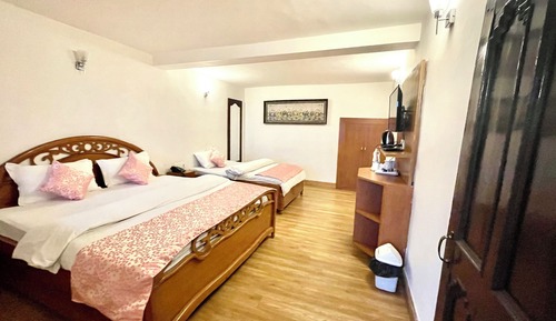 Superior Room, Valley View