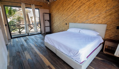 Family Room, Beach View