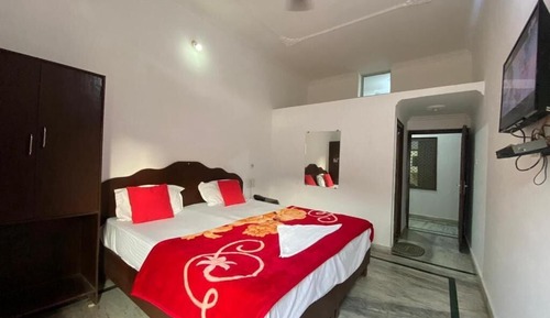 Deluxe Double or Twin Room, City View