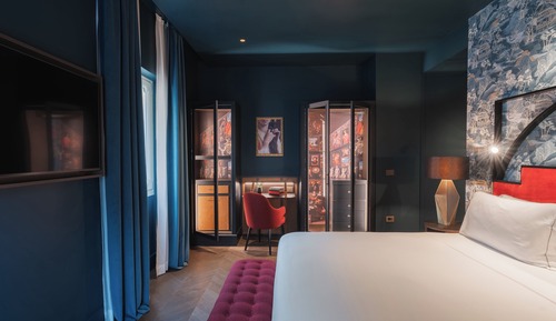 Room (Prestige)