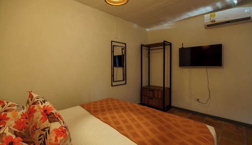 Standard Room, Garden View