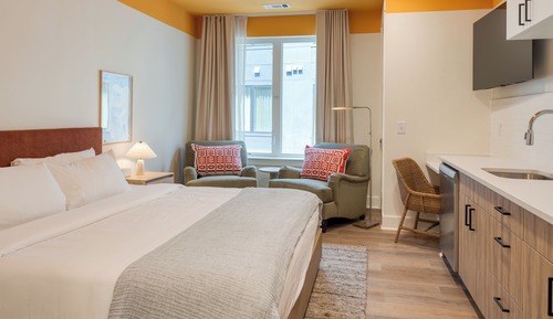 Studio, 1 Queen Bed (1 Bedroom)