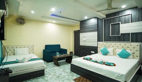Executive Studio Suite