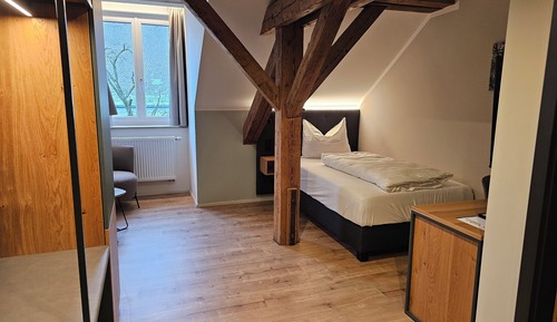 Comfort Single Room