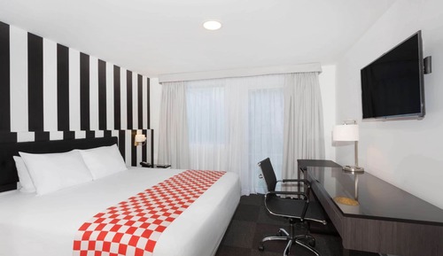 Superior Room, 1 King Bed, Non Smoking