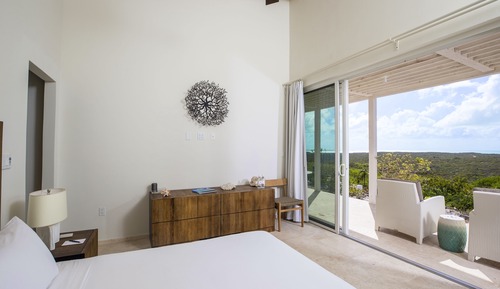 Three Bedroom Peninsula Skyridge Villa