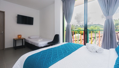 Deluxe Triple Room, Garden View