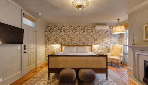 Classic Single Room