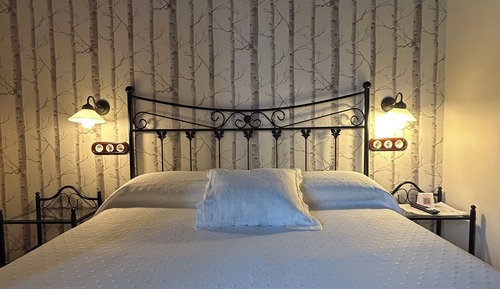 Superior Room, Mountain View