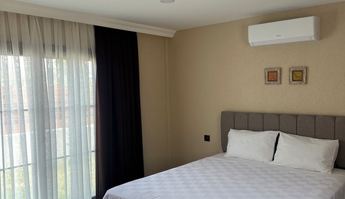 Deluxe Room, Garden View