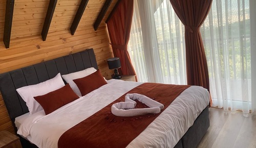 Classic Bungalow, 1 Double Bed with Sofa bed, Non Smoking, Partial Sea View