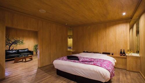 Premier Room
