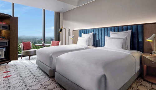Premier Twin Room