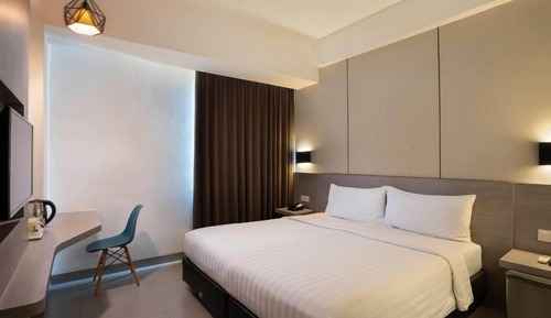 Superior Room, City View