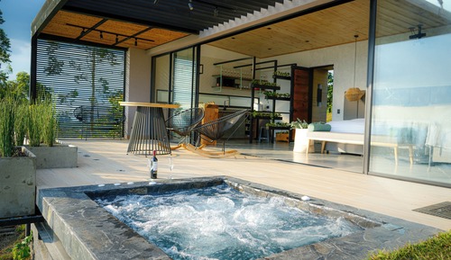 Exclusive Cabin