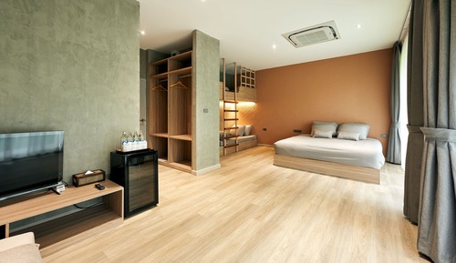 Family Room 2