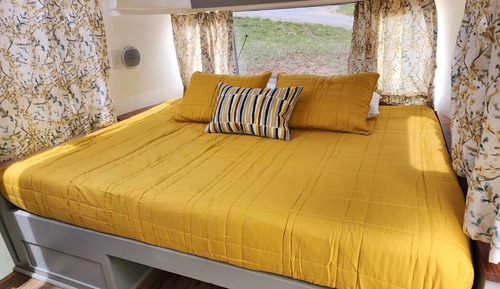 Premier Mobile Home, 1 Queen Bed, Patio, River View