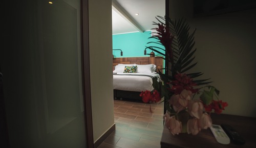 Family Room, Balcony