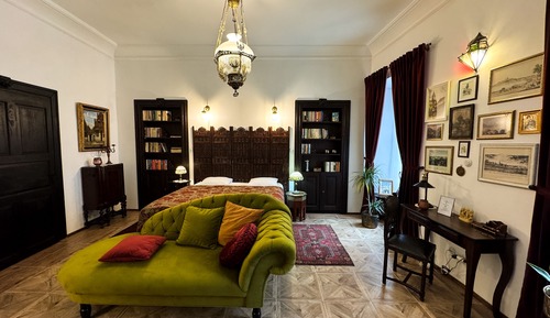 Superior Apartment