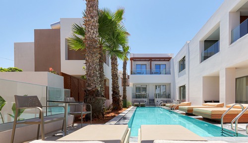 Double Swim Up Room