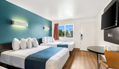 Standard Room, 2 Double Beds, Non Smoking, Refrigerator & Microwave