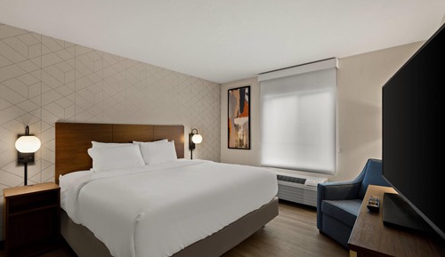 Suite, 1 King Bed, Non Smoking