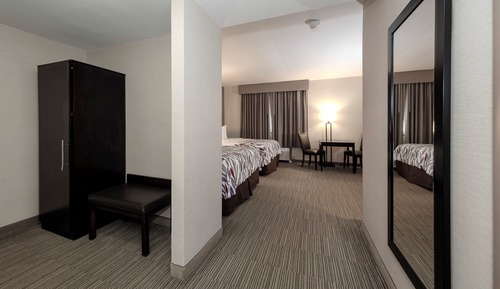Deluxe Room, 2 Queen Beds, Non Smoking, Lake View