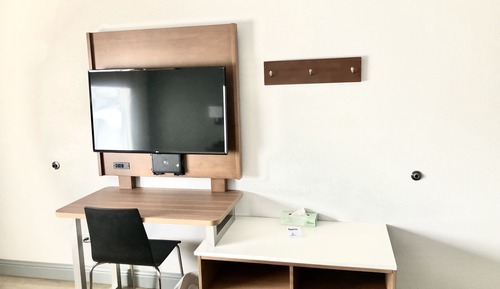 Room, 1 King Bed, Non Smoking, Microwave