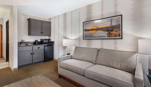 Suite, 1 King Bed, Non Smoking