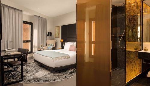 Deluxe Room, 1 King Bed (Art)