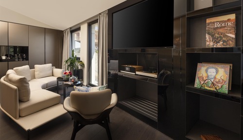 Suite, 1 King Bed, Balcony