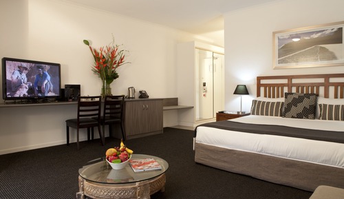 Standard Room, 1 King Bed