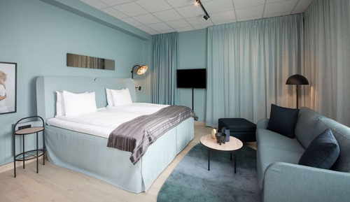 Superior Room (King)