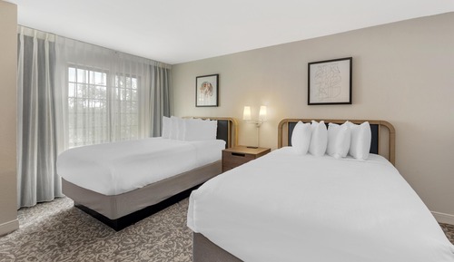 Suite, Multiple Beds (Two Bedroom Queen and 2 Doubles)