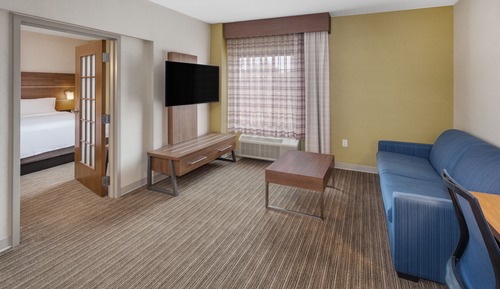 Suite, 1 Bedroom, Accessible (Communications)