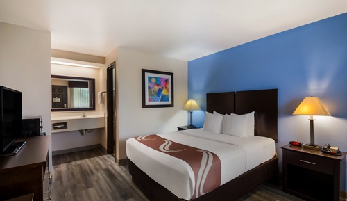 Standard Room, 1 Queen Bed, Non Smoking
