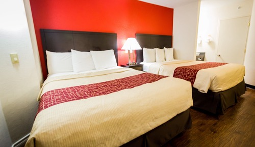 Deluxe Room, 2 Queen Beds, Non Smoking