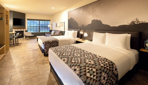 Studio, Multiple Beds